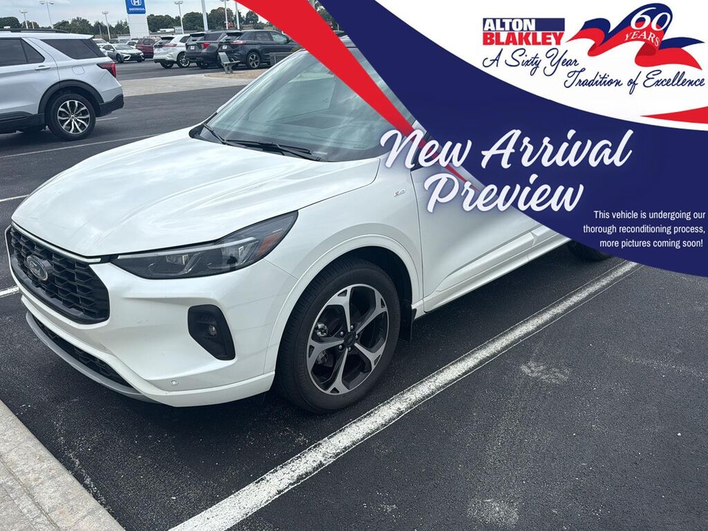 2025 Ford Escape ST-Line Elite — photo 1 of 1