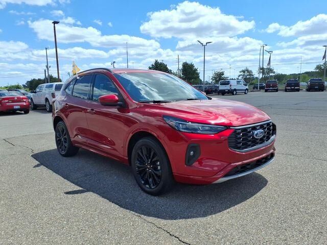 2024 Ford Escape ST-Line Elite
