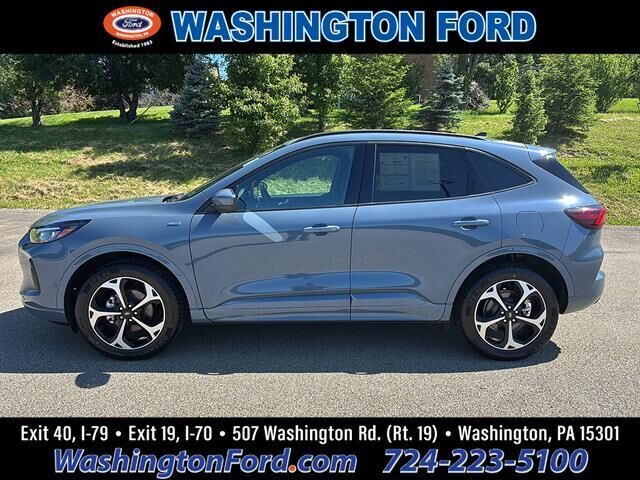2024 Ford Escape ST-Line Elite
