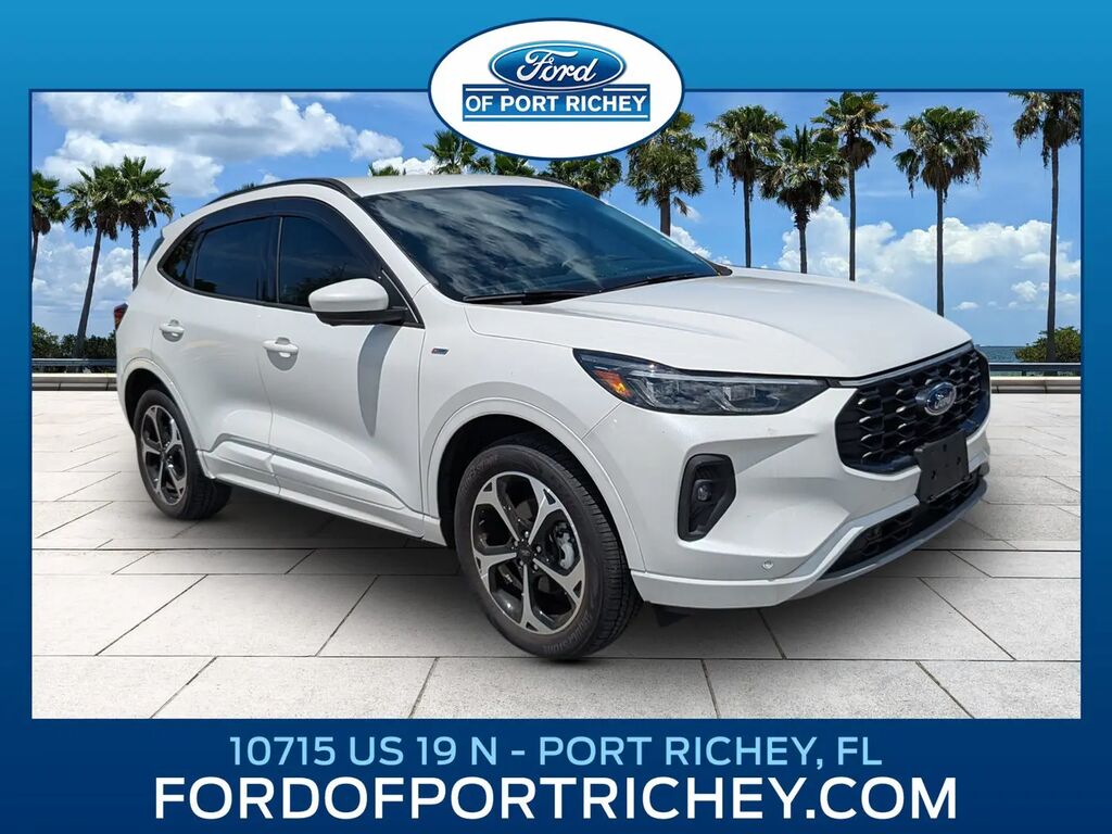 2025 Ford Escape ST-Line Elite — photo 1 of 13