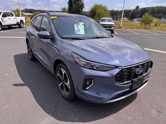 2023 Ford Escape ST-Line Elite