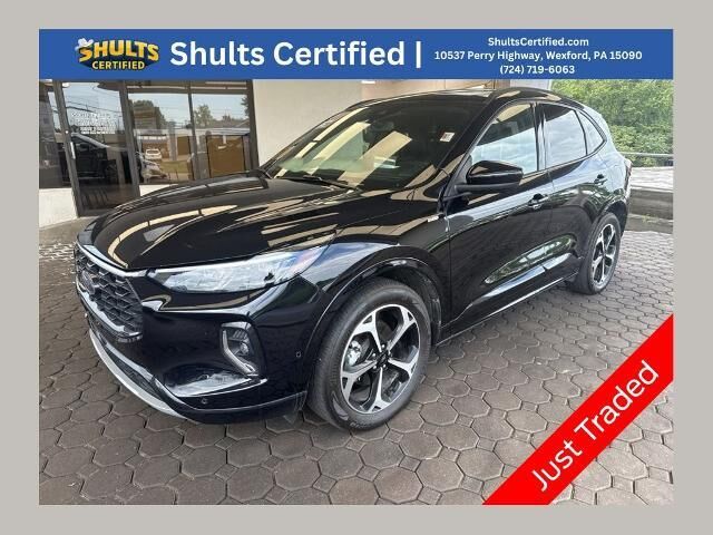 2023 Ford Escape ST-Line Elite