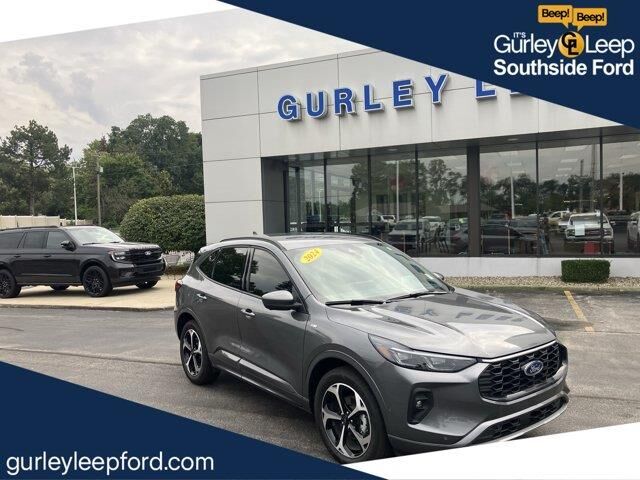 2024 Ford Escape ST-Line Elite — photo 1 of 13