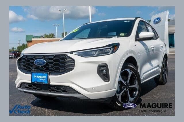2026 Ford Escape ST-Line Elite