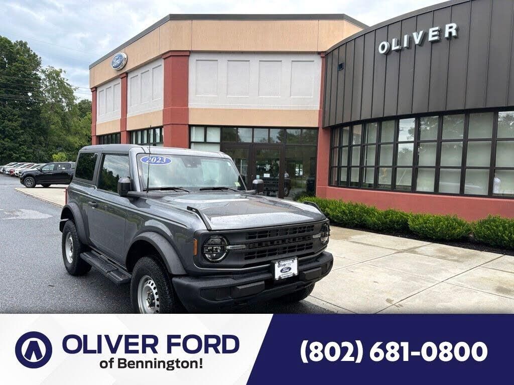 2023 Ford Bronco Base — photo 1 of 1