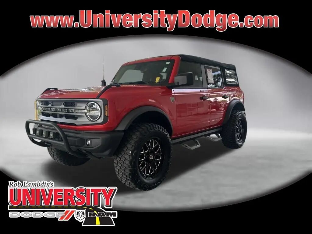 2023 Ford Bronco Base — photo 1 of 13