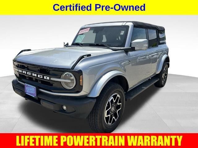 2023 Ford Bronco Base