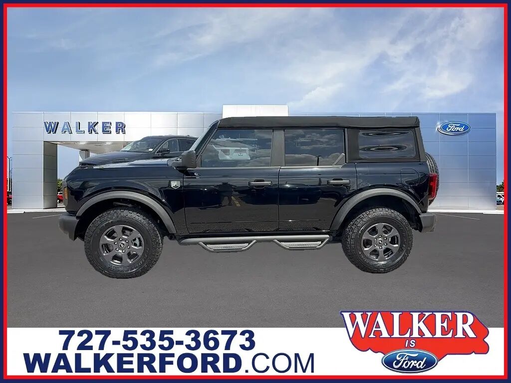 2023 Ford Bronco Big Bend — photo 1 of 13