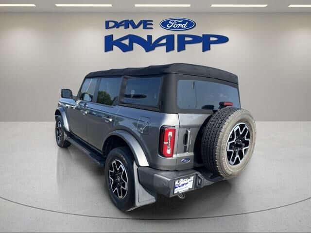 2022 Ford Bronco Base