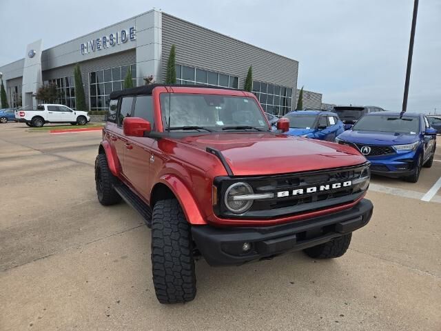 2022 Ford Bronco Outer Banks