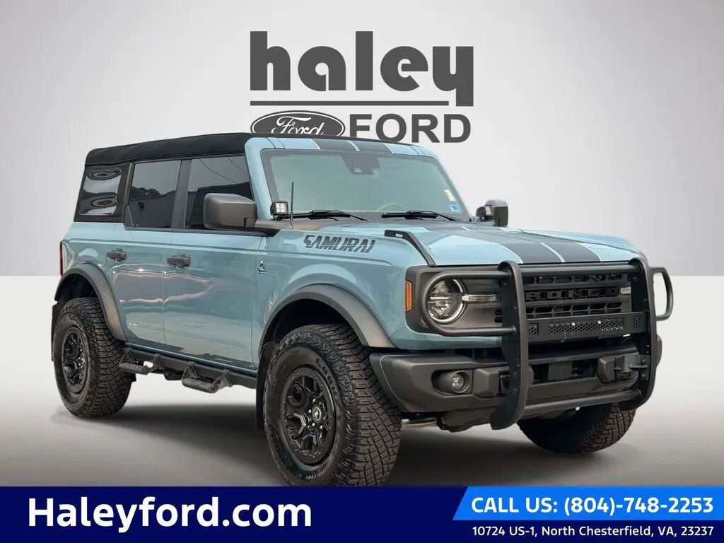 2023 Ford Bronco Black Diamond — photo 1 of 12