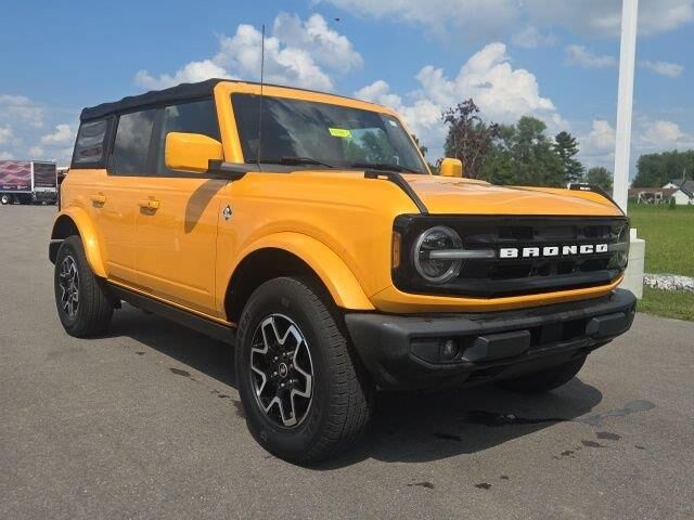 2021 Ford Bronco Base