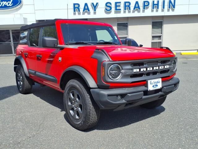 2021 Ford Bronco Base