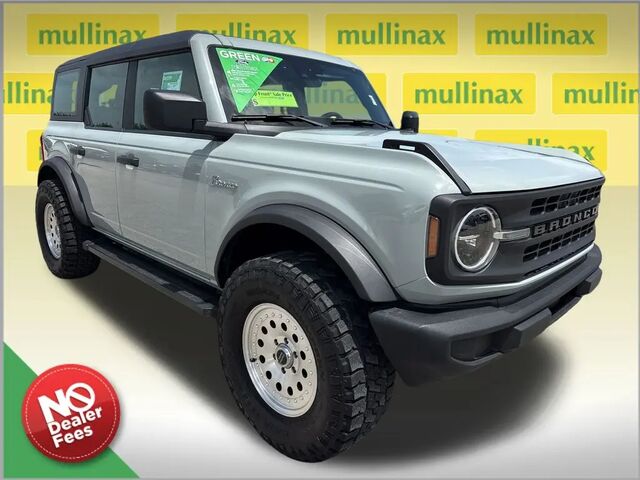 2022 Ford Bronco Base