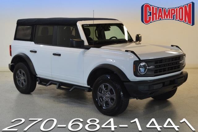 2023 Ford Bronco Base