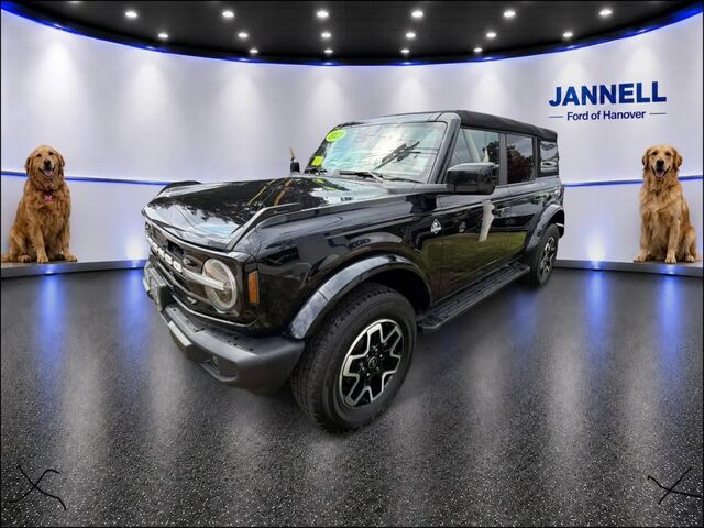 2023 Ford Bronco Outer Banks