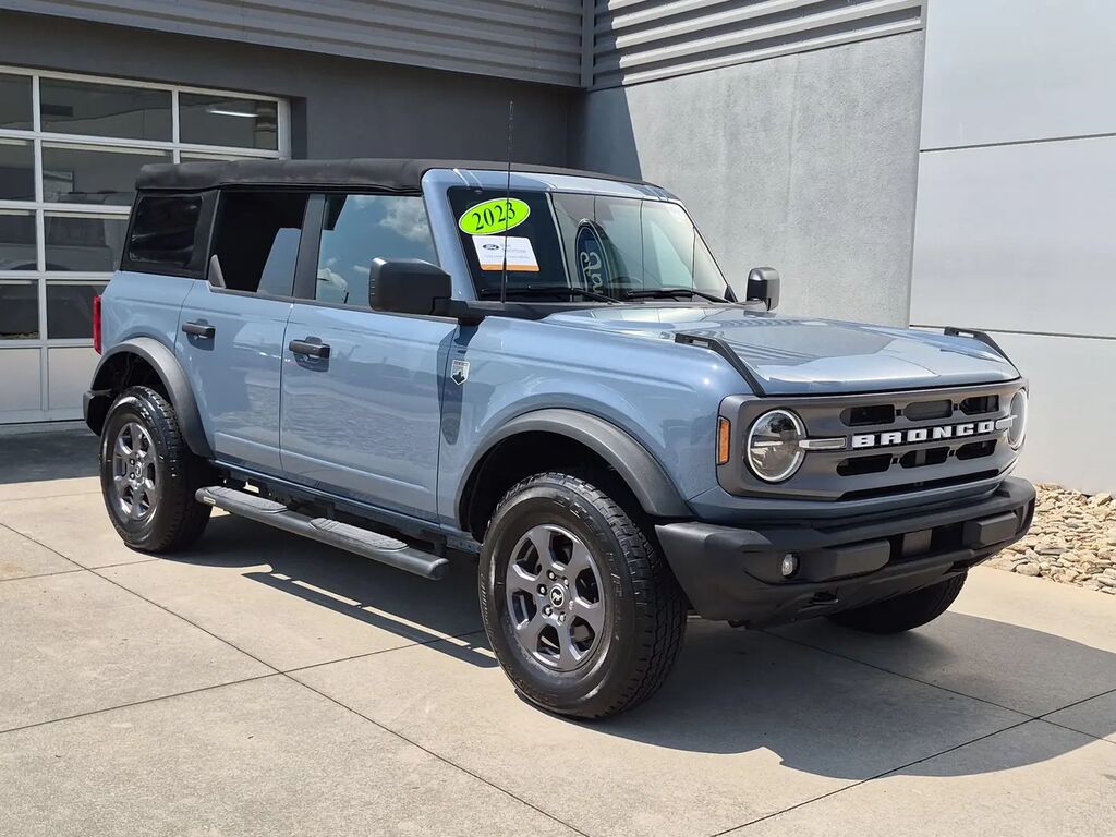 2023 Ford Bronco Big Bend — photo 1 of 13