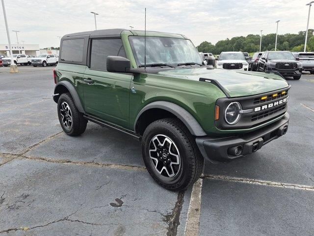 2023 Ford Bronco Base Advanced — photo 1 of 3