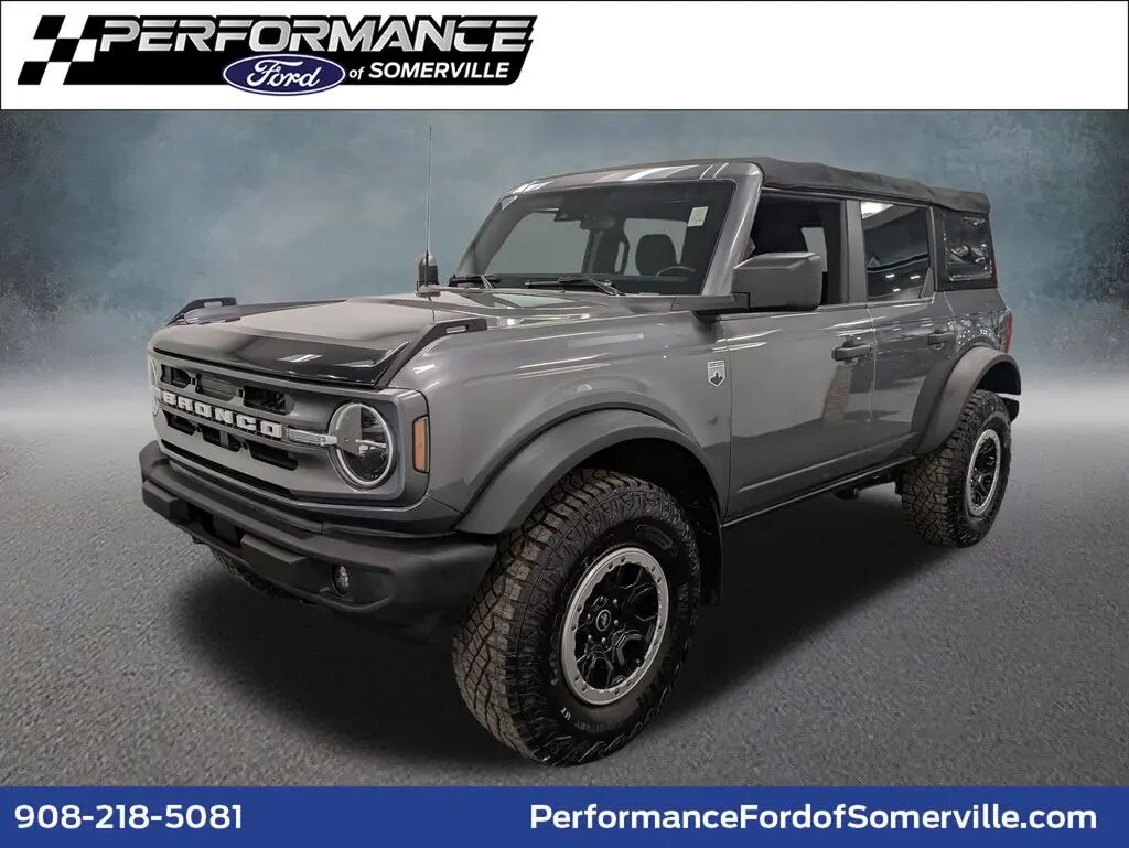 2022 Ford Bronco Base Advanced — photo 1 of 13