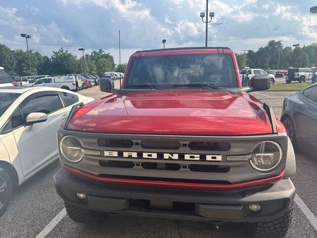 2023 Ford Bronco Base Advanced — photo 1 of 12