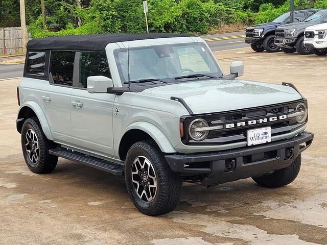 2022 Ford Bronco Base Advanced