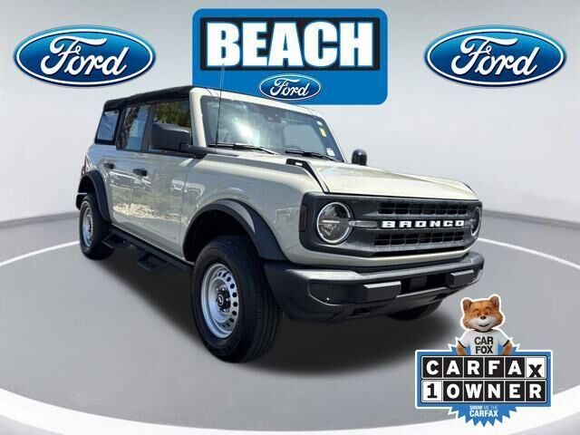 2025 Ford Bronco Base