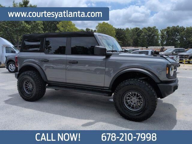 2025 Ford Bronco Base
