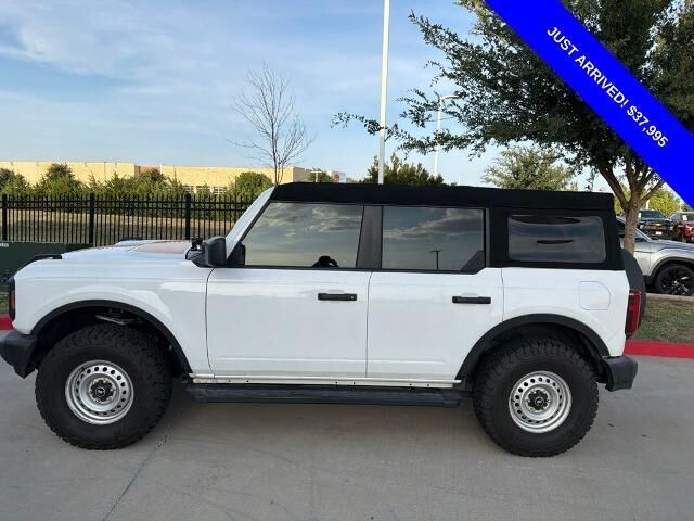 2025 Ford Bronco Base