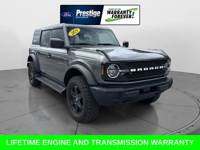 2025 Ford Bronco Big Bend — photo 1 of 13