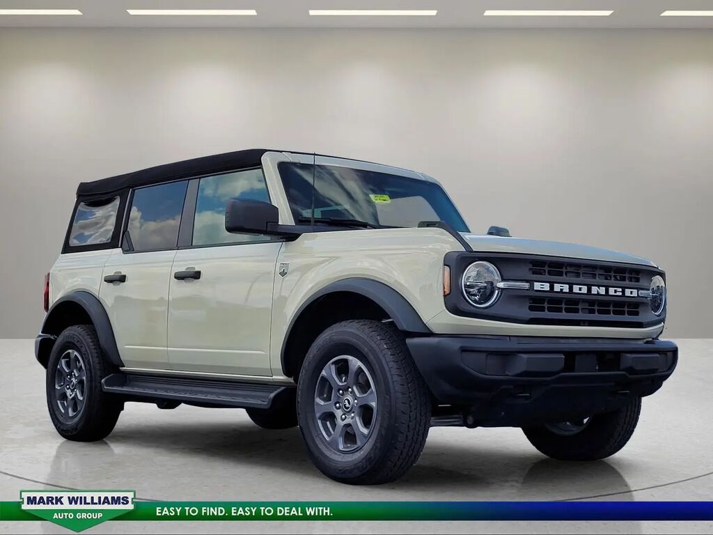 2025 Ford Bronco Big Bend — photo 1 of 12