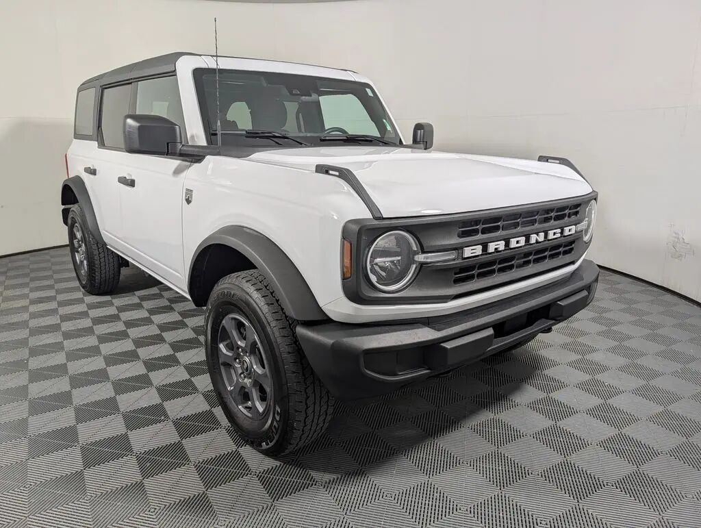 2025 Ford Bronco Big Bend — photo 1 of 13
