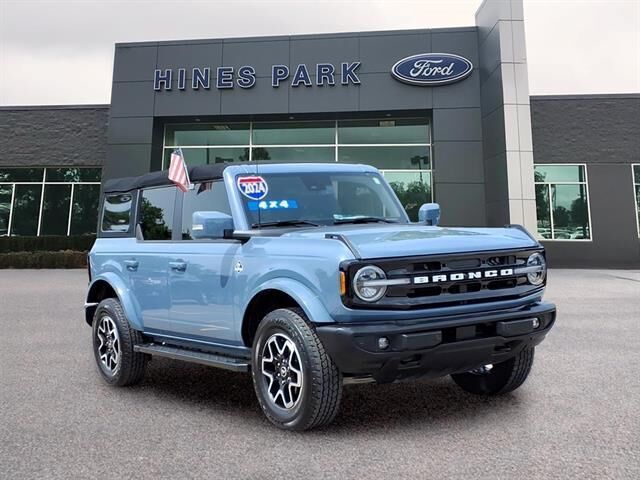 2024 Ford Bronco Outer Banks