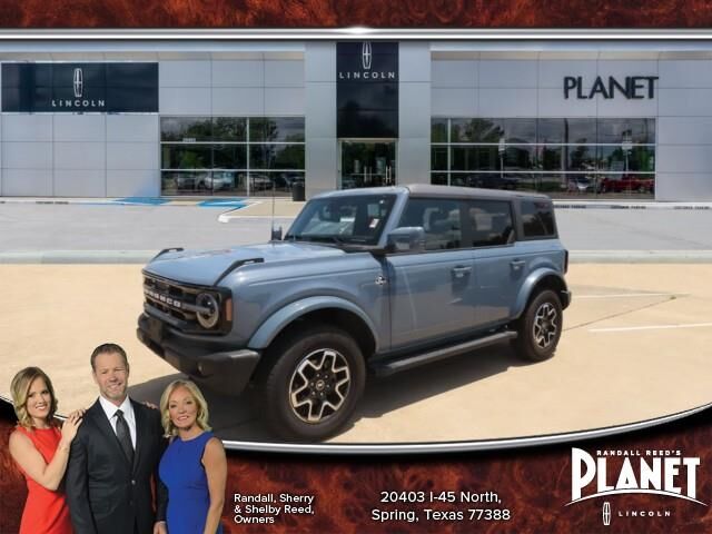 2024 Ford Bronco Outer Banks