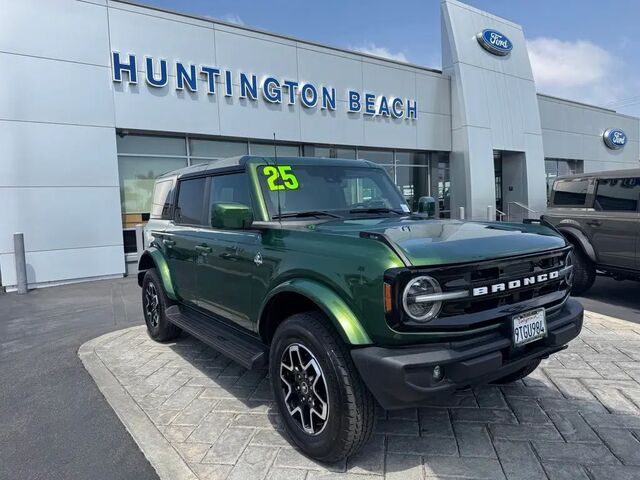 2025 Ford Bronco Outer Banks