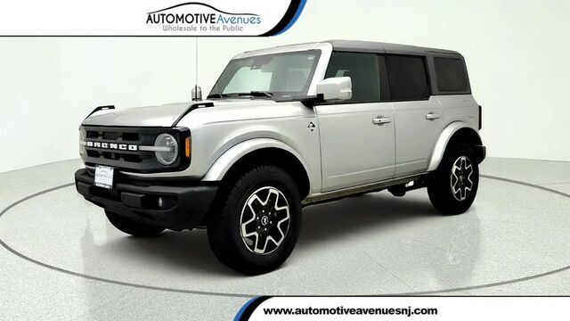 2024 Ford Bronco Outer Banks