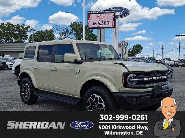 2025 Ford Bronco Outer Banks