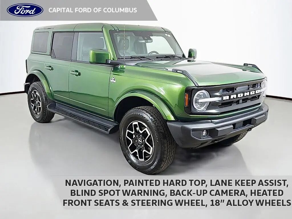2025 Ford Bronco Outer Banks — photo 1 of 13