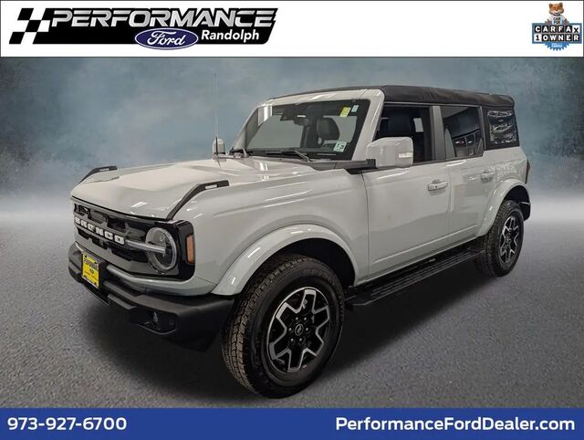 2024 Ford Bronco Outer Banks
