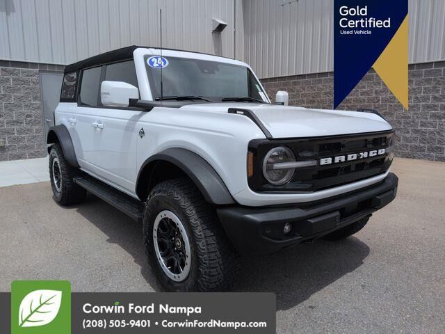 2024 Ford Bronco Outer Banks