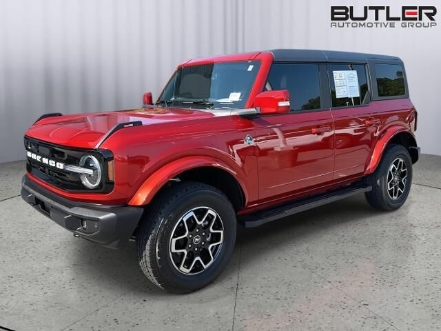 2024 Ford Bronco Outer Banks