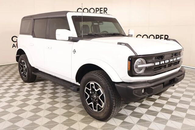 2024 Ford Bronco Outer Banks