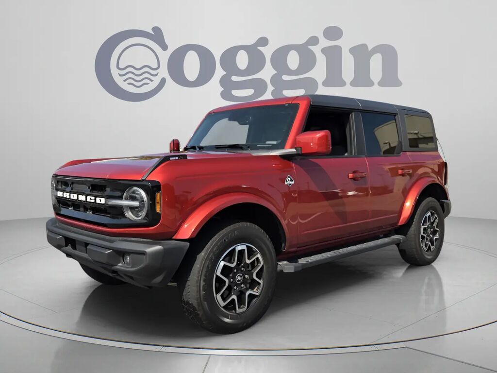 2024 Ford Bronco Outer Banks — photo 1 of 26