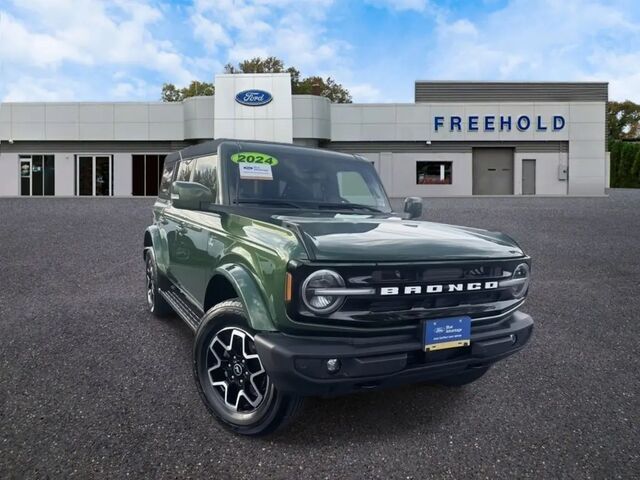 2024 Ford Bronco Outer Banks
