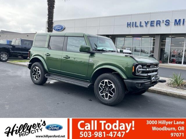 2025 Ford Bronco Outer Banks