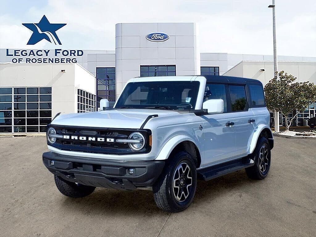 2026 Ford Bronco Outer Banks — photo 1 of 1
