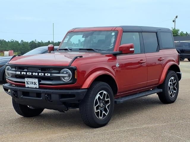 2024 Ford Bronco Outer Banks