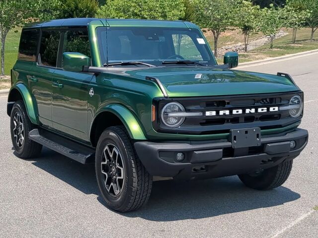 2025 Ford Bronco Outer Banks
