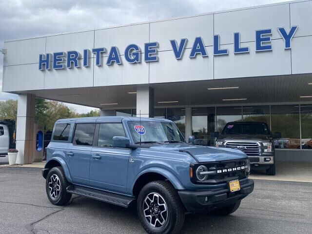 2025 Ford Bronco Outer Banks