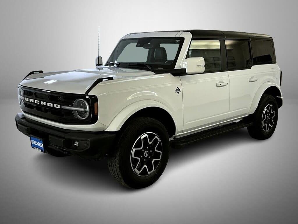 2024 Ford Bronco Outer Banks — photo 1 of 1