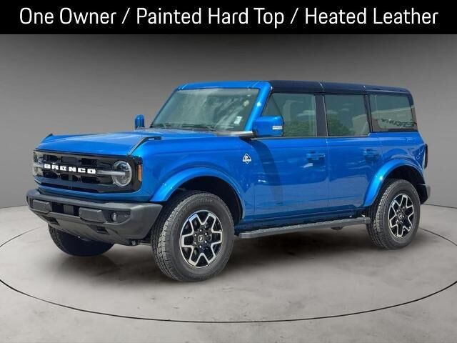 2024 Ford Bronco Outer Banks